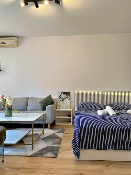 Cozy With Sunny Terrace Apartman Dubrovnik