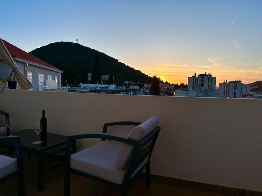 Apartman Cozy With Sunny Terrace *