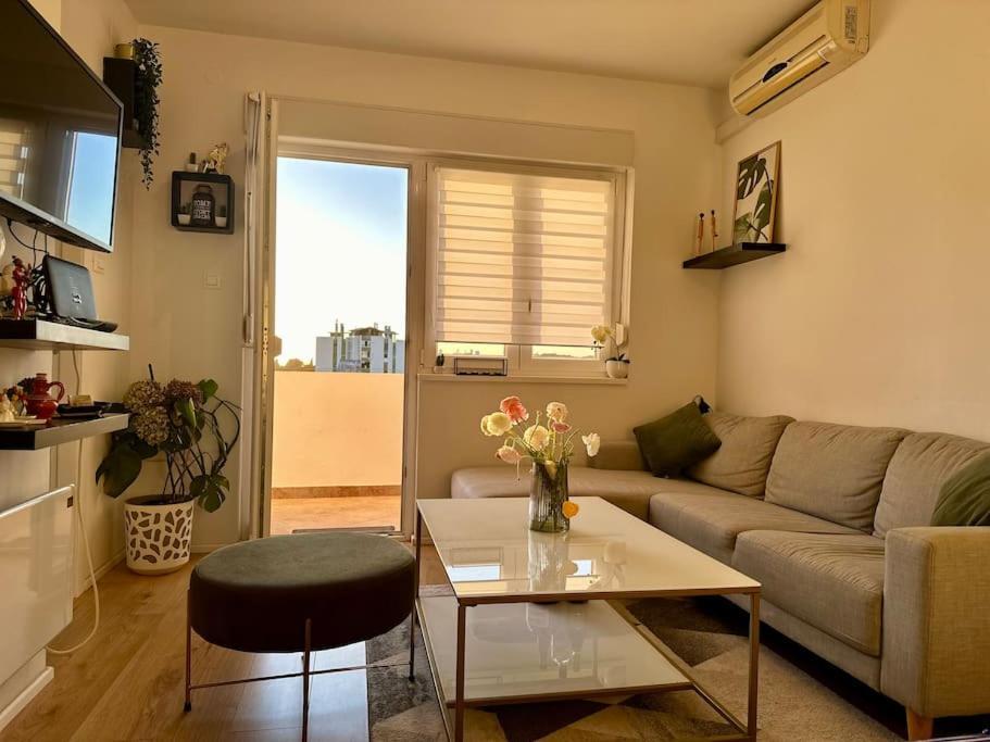 Apartman Cozy With Sunny Terrace Dubrovnik