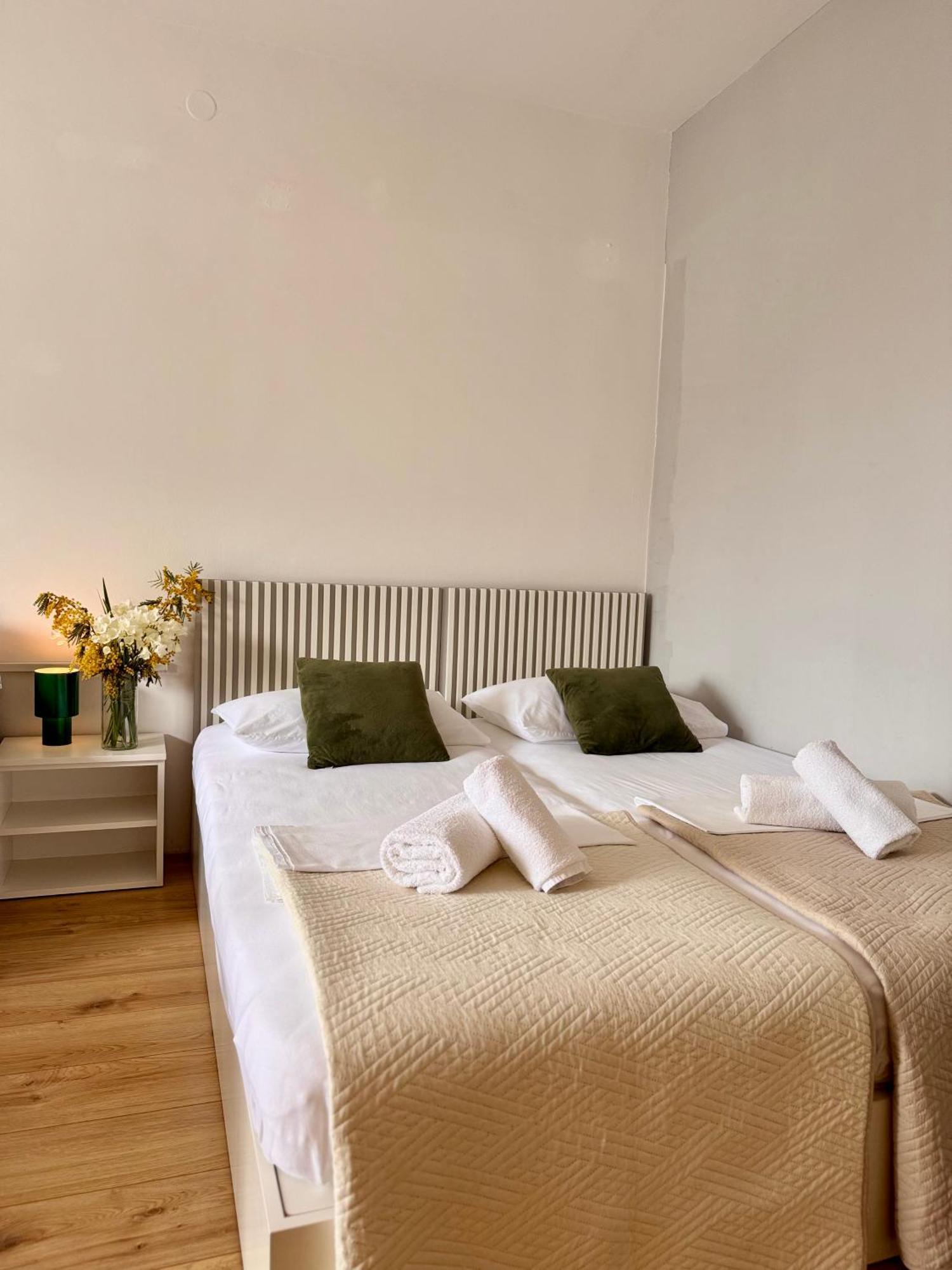 Apartman Cozy With Sunny Terrace